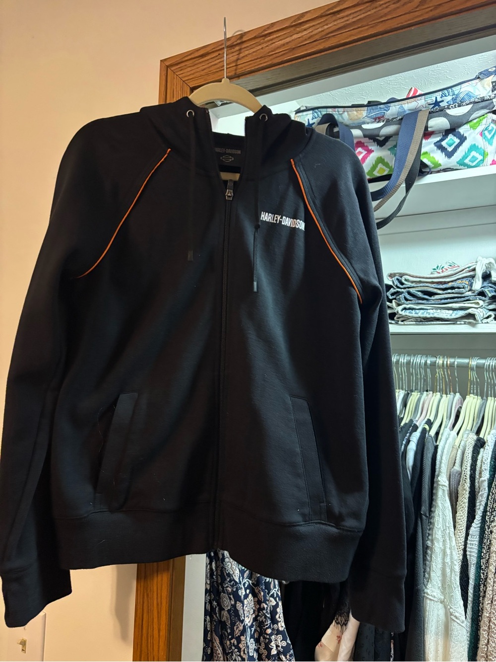 Brand new wore 1 time Harley-Davidson Black Zip Hoodie with Orange Accents large